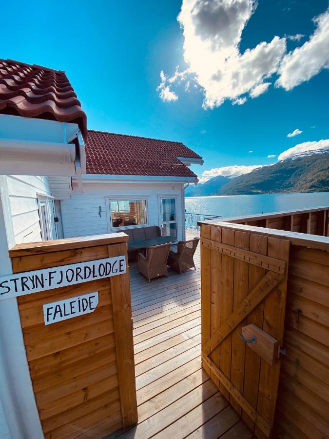 Stryn Fjord Lodge Faleide 130 Εξωτερικό φωτογραφία